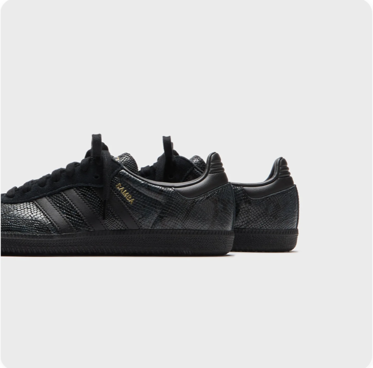 adidas Samba Low-Top Sneakers – Black Textured Finish