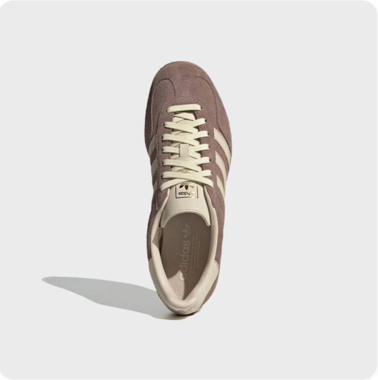 adidas Low-Top Sneakers – Dusty Taupe, Cream & Gum
