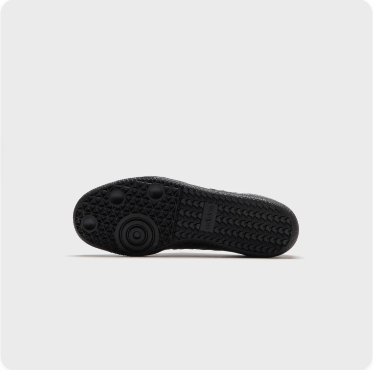 adidas Samba Low-Top Sneakers – Black Textured Finish