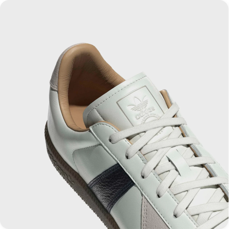 adidas Low-Top Sneakers – White, Black & Gum