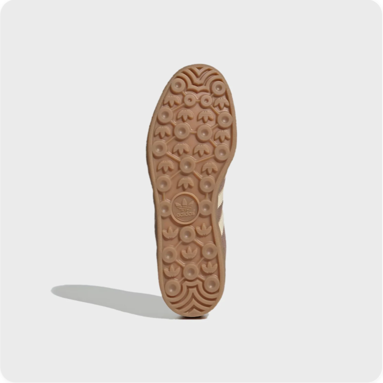 adidas Low-Top Sneakers – Dusty Taupe, Cream & Gum