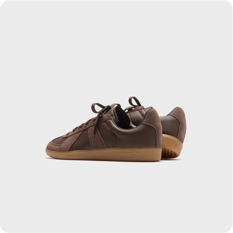 adidas Low-Top Sneakers – Chocolate Brown & Gum