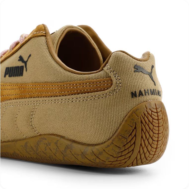 PUMA Retro Low-Profile Sneakers – Beige & Golden Tan with Pink Laces