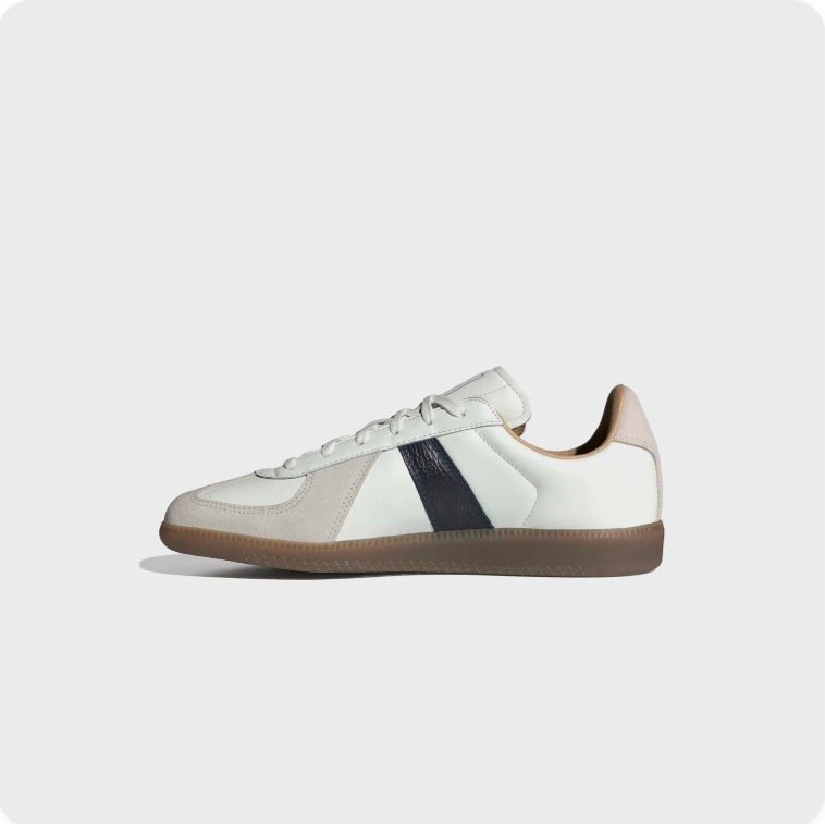 adidas Low-Top Sneakers – White, Black & Gum