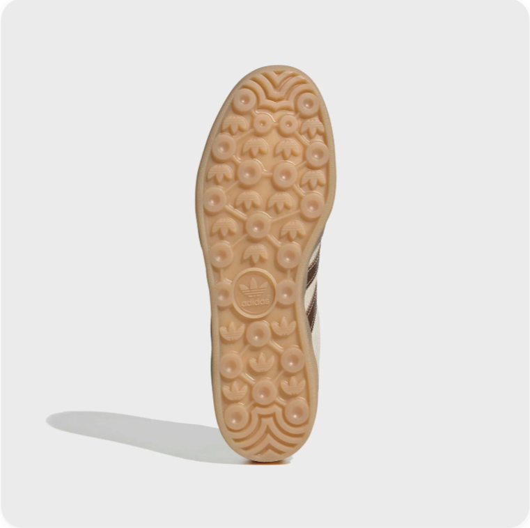 adidas Gazelle Low-Top Sneakers – Cream, Brown & Gum